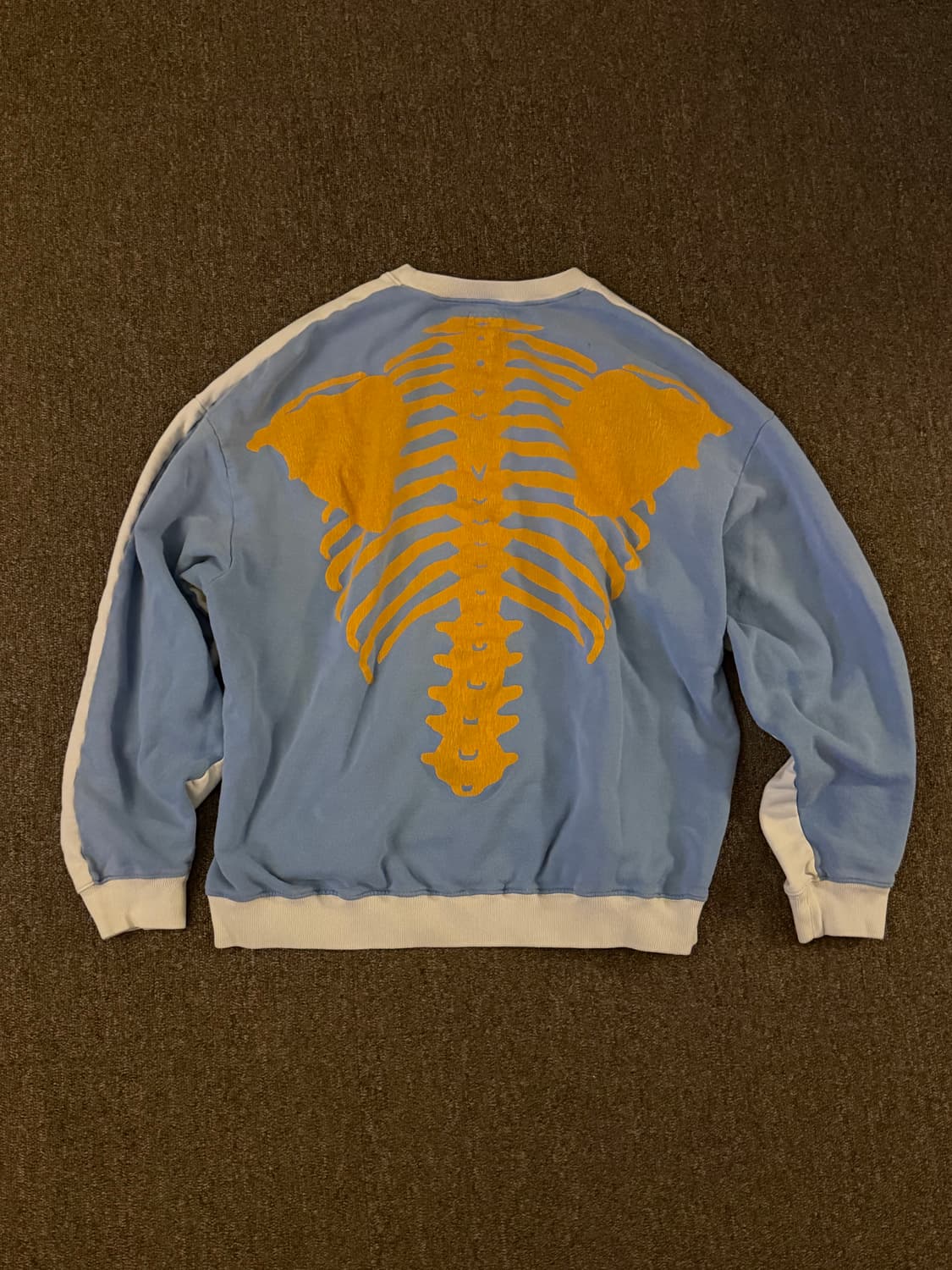 캐피탈 본 맨투맨 상품이미지3