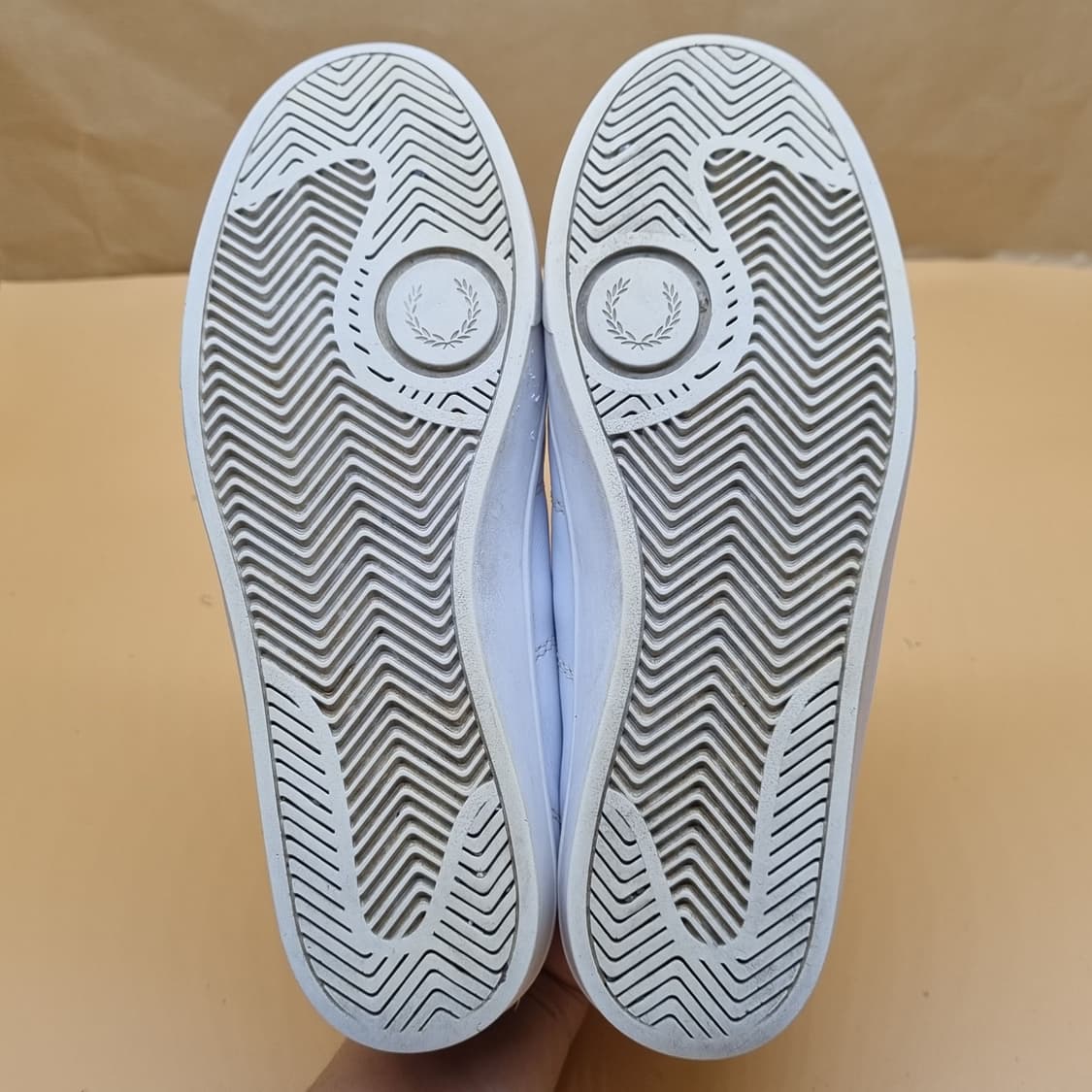 프레드페리 레더 여성스니커즈245. 상품이미지3