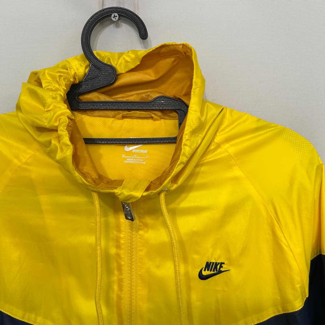 나이키 여성 윈드러너 바람막이 M 상품이미지2