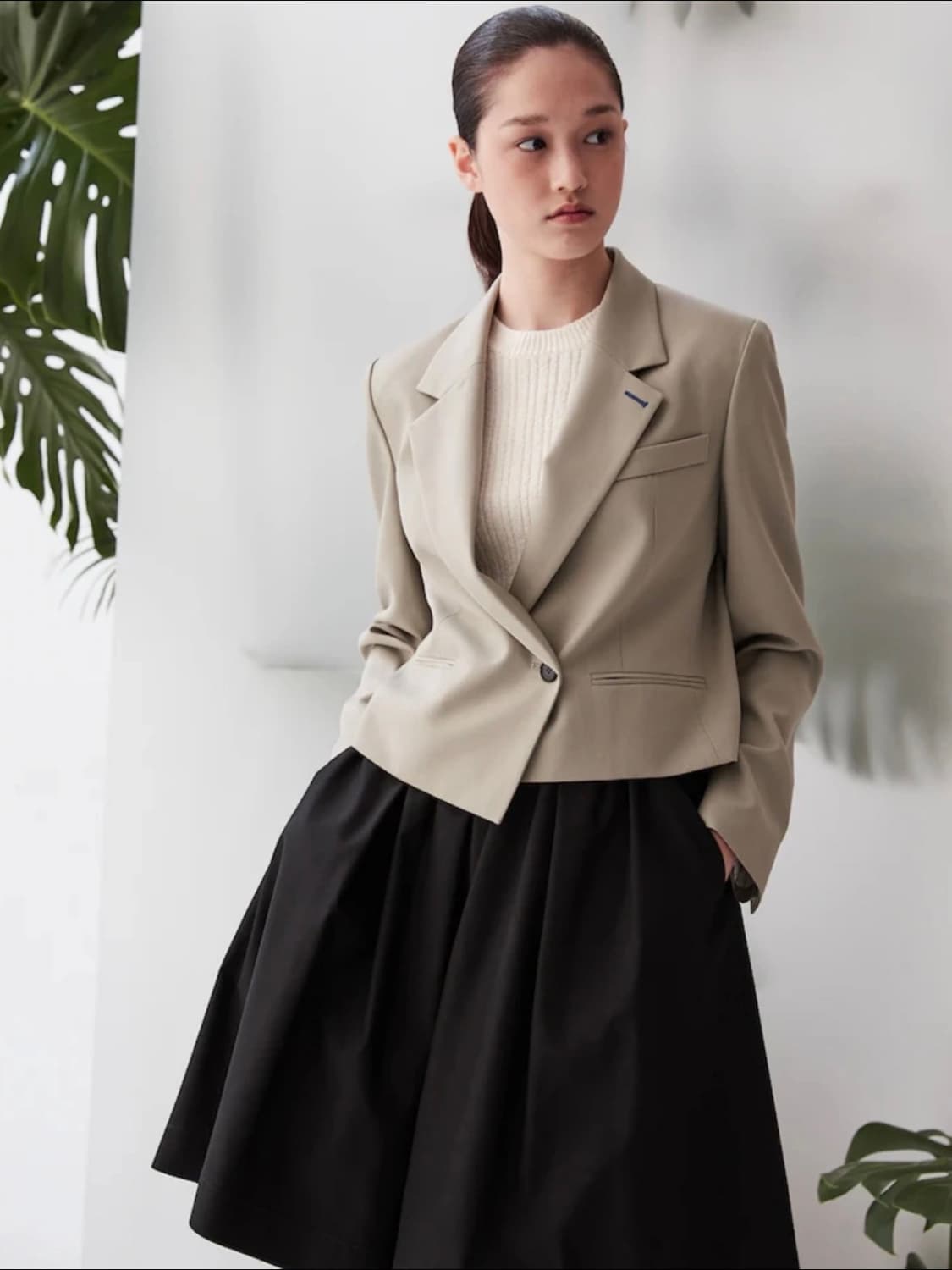 구호플러스 버튼 디테일 숏자켓 상품이미지4