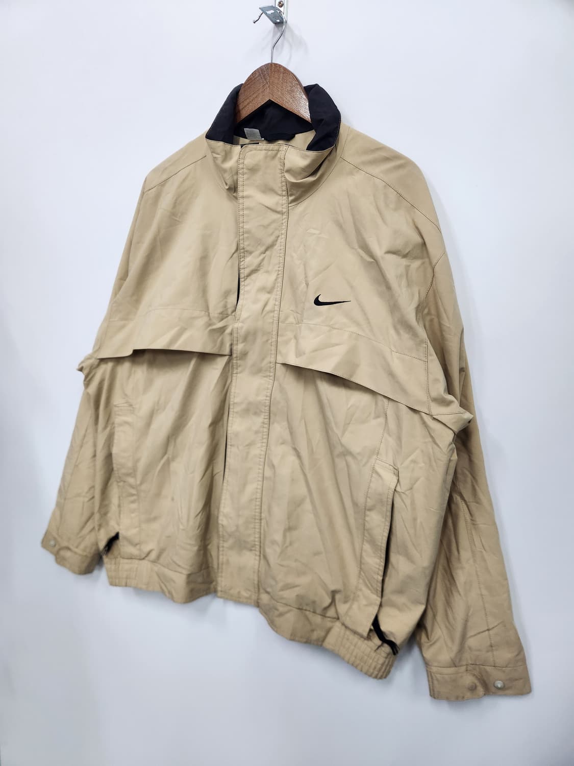 나이키 베이지 바람막이 상품이미지2