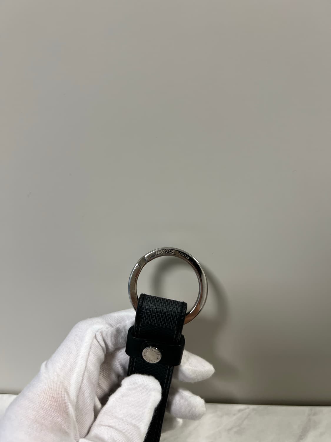 루이비통 LV 드라곤느 키 홀더 M62706 상품이미지3