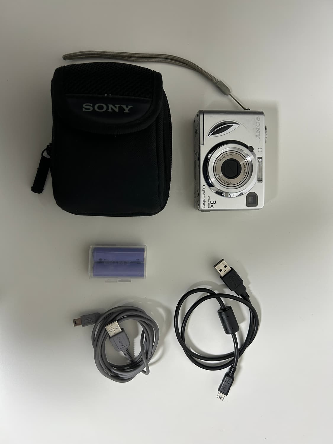 빈티지 디카의 정석, 소니 사이버샷 DSC-W7 상품이미지3