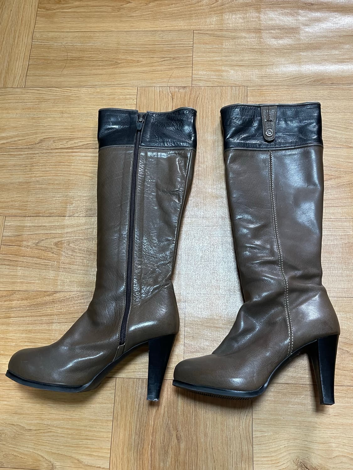 닥스 정품 여성용 가죽 하이힐 부츠 브라운 240 상품이미지2