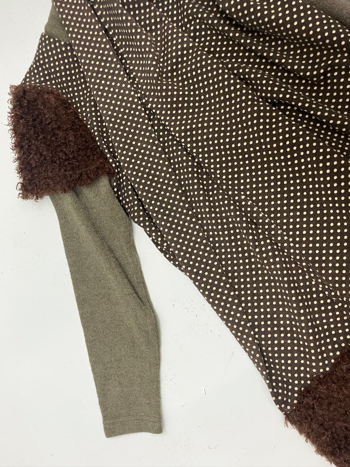 dot layerd long sleeve + dot muffler 상품이미지4