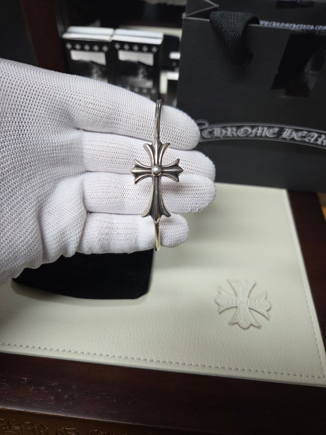 크롬하츠 크로스 뱅글 팔찌 상품이미지1