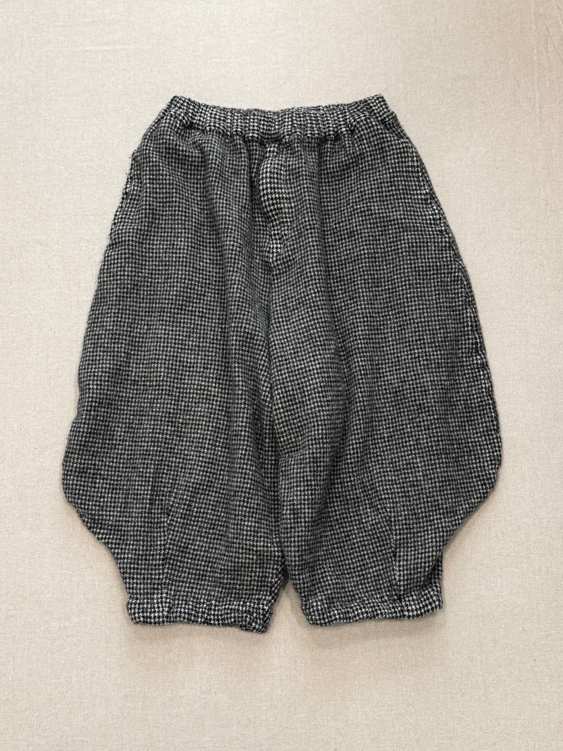 꼼데가르송 블랙 22aw 하운즈투스 울 벌룬 팬츠 상품이미지1
