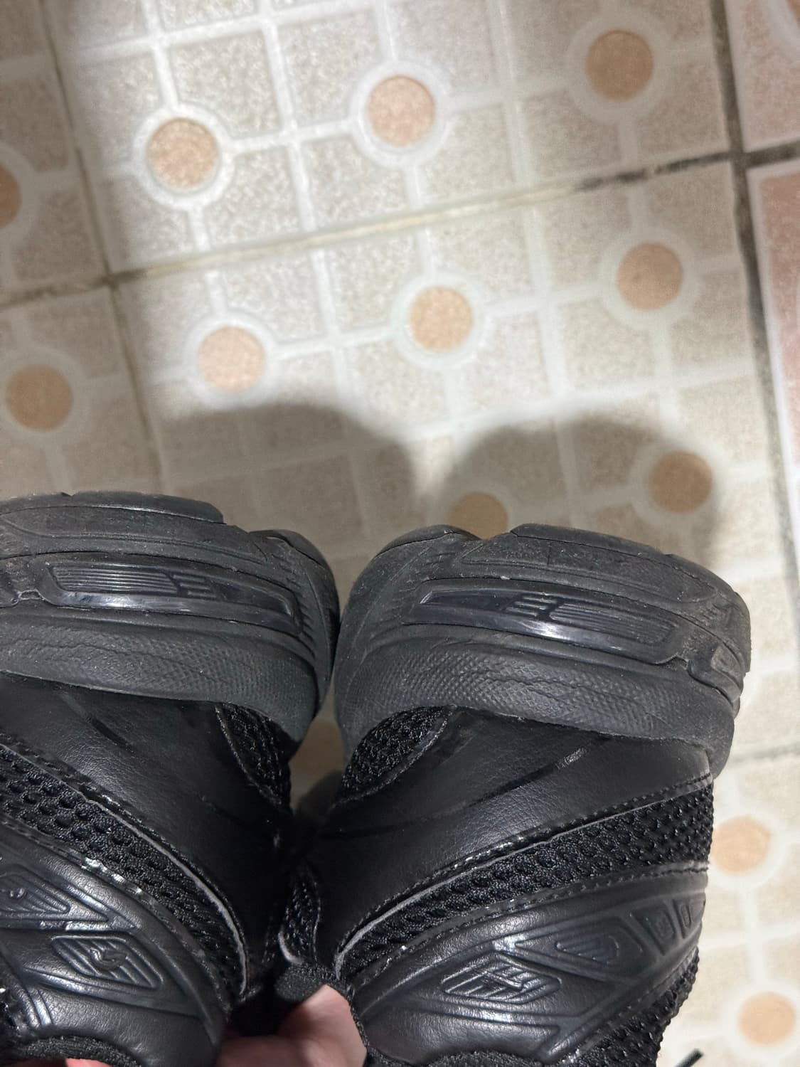 [270]아식스 젤 1130 블랙 그래파이트 그레이 상품이미지6