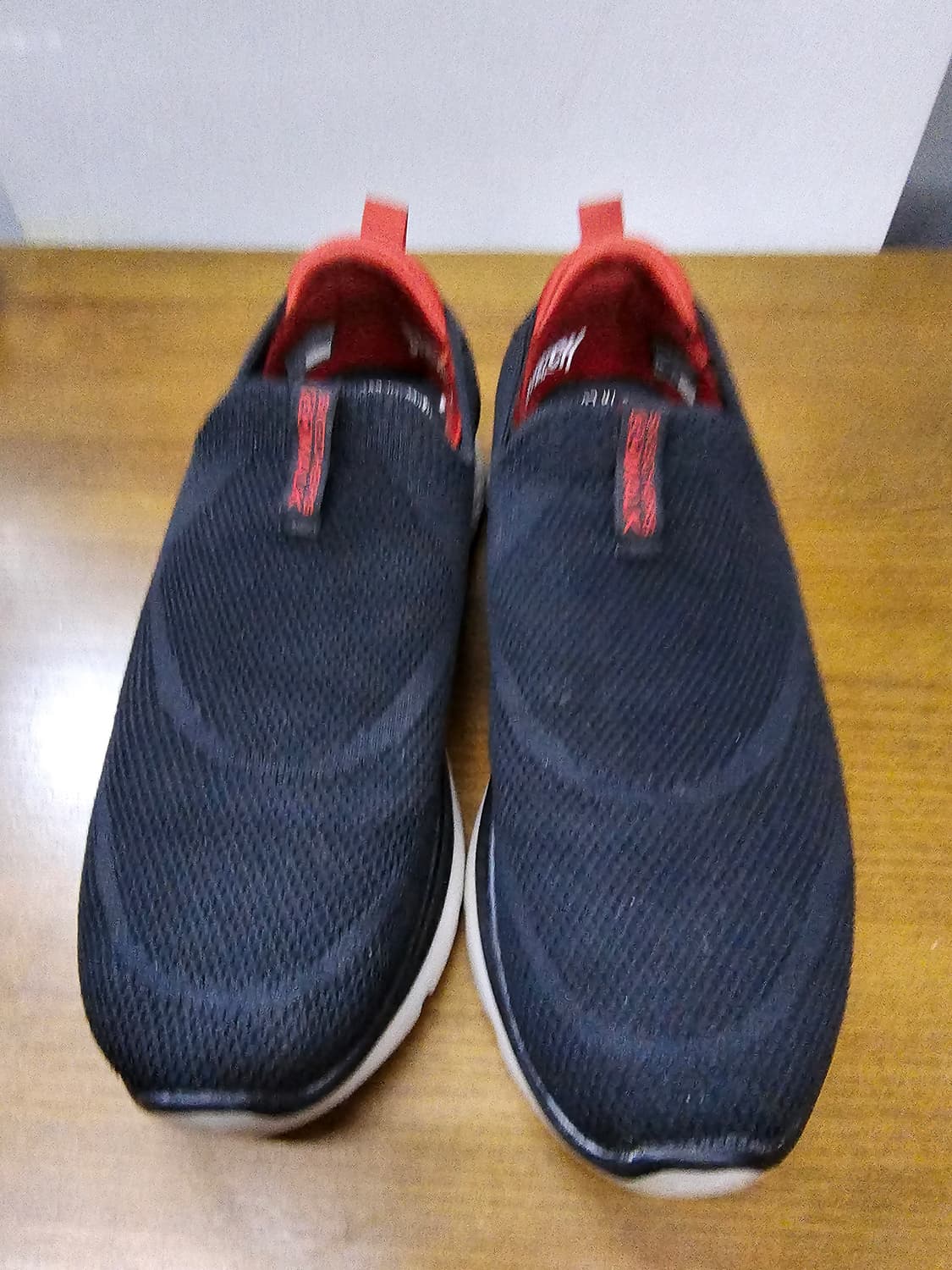 스케쳐스 고워크 블랙 슬립온 상품이미지3