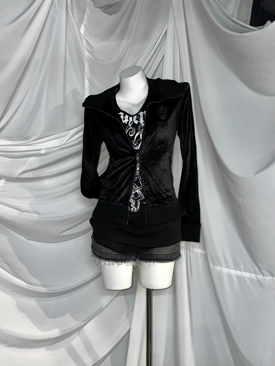 Jack rose잭로즈 무채색 데일리펑크 해골자수 벨벳집업 코디세트 상품이미지7