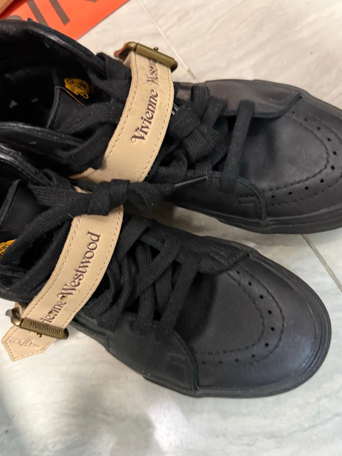 비비안웨스트우드 반스 sk-8 240 상품이미지1