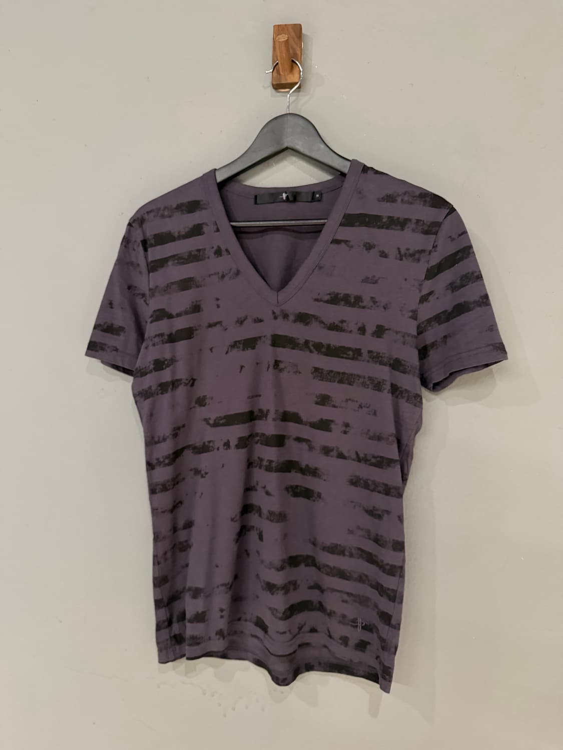 No id grunge printing top 상품이미지5