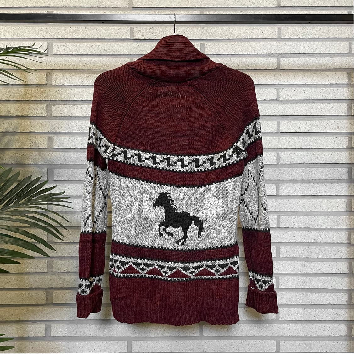 CANADA VINTAGE 코위찬 니트 가디건 그래픽 패턴 디테일 레드 상품이미지3