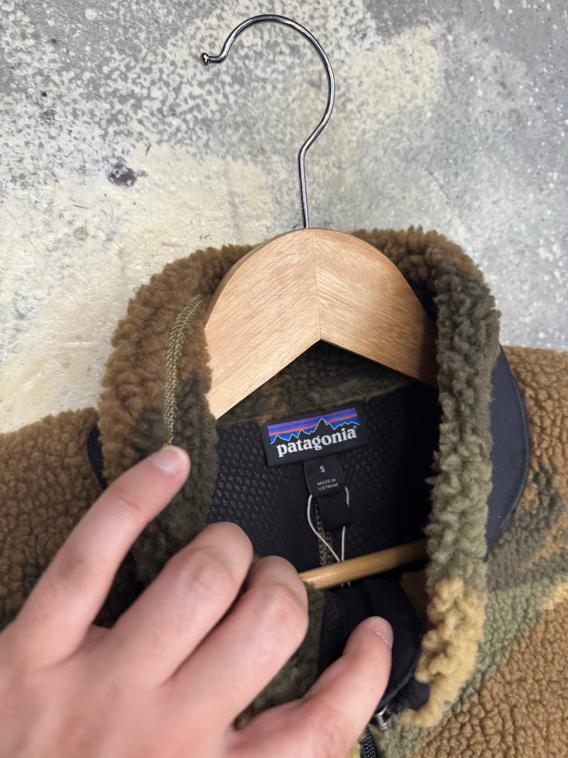 파타고니아 카모 레트로 플리스  새상품  s size  상품이미지2