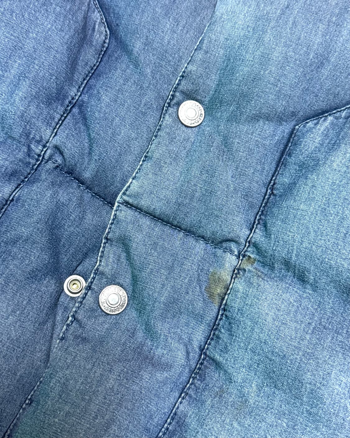 리바이스 덕다운 베스트 XL 상품이미지4