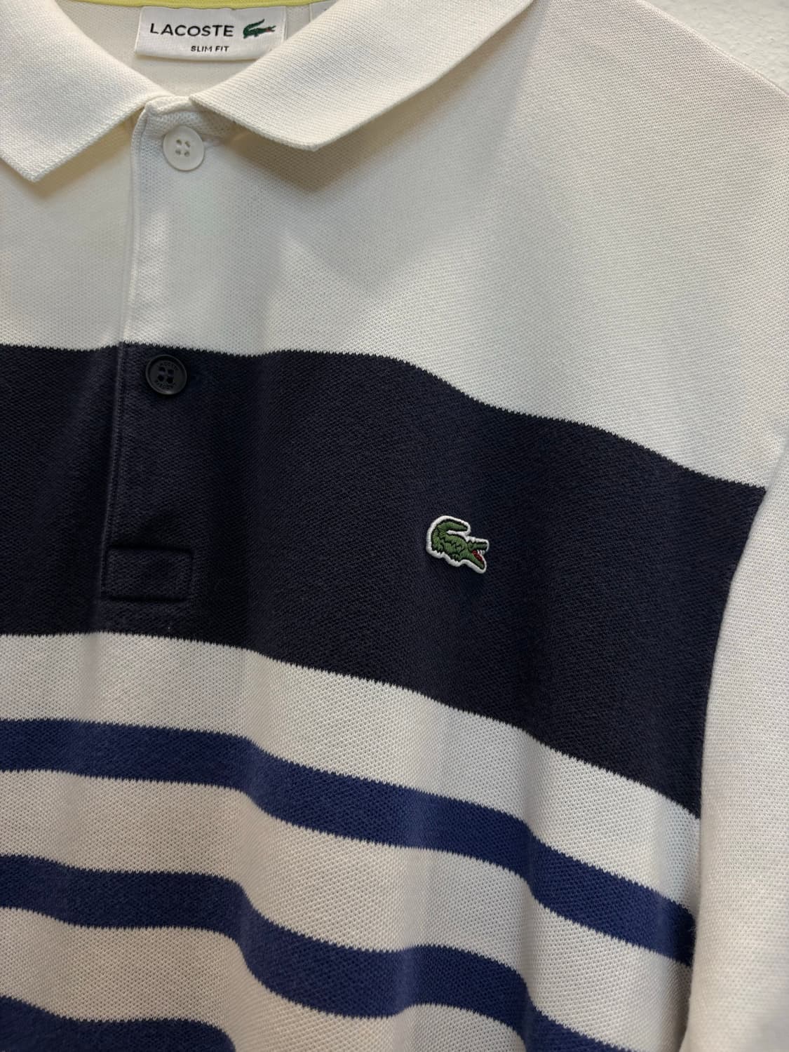 라코스테(Lacoste) 멀티 스트라이프 슬림핏 카라티 상품이미지1
