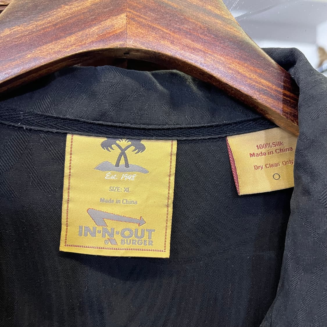 인앤아웃 쿠반스타일 자수 셔츠 상품이미지3