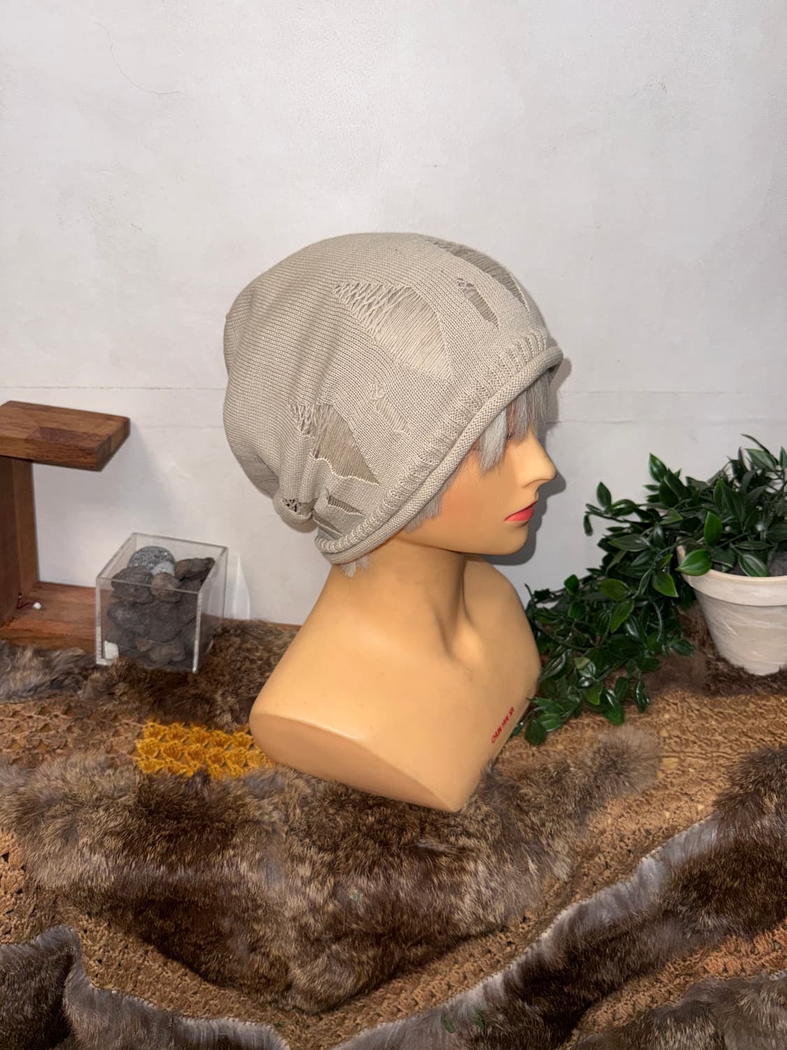Ivory grunge damage loose knit beanie  상품이미지4