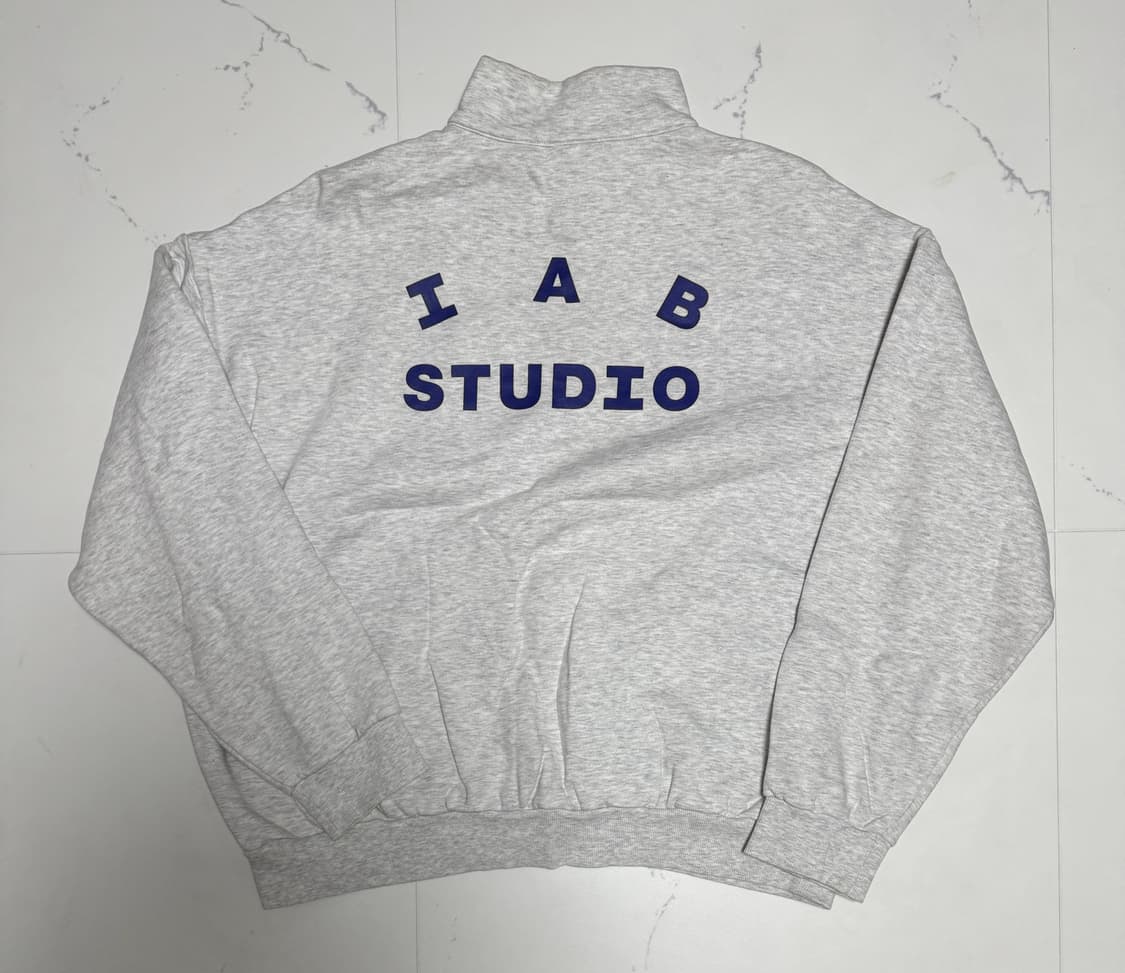 아이앱스튜디오 하프집업 XXL 상품이미지1