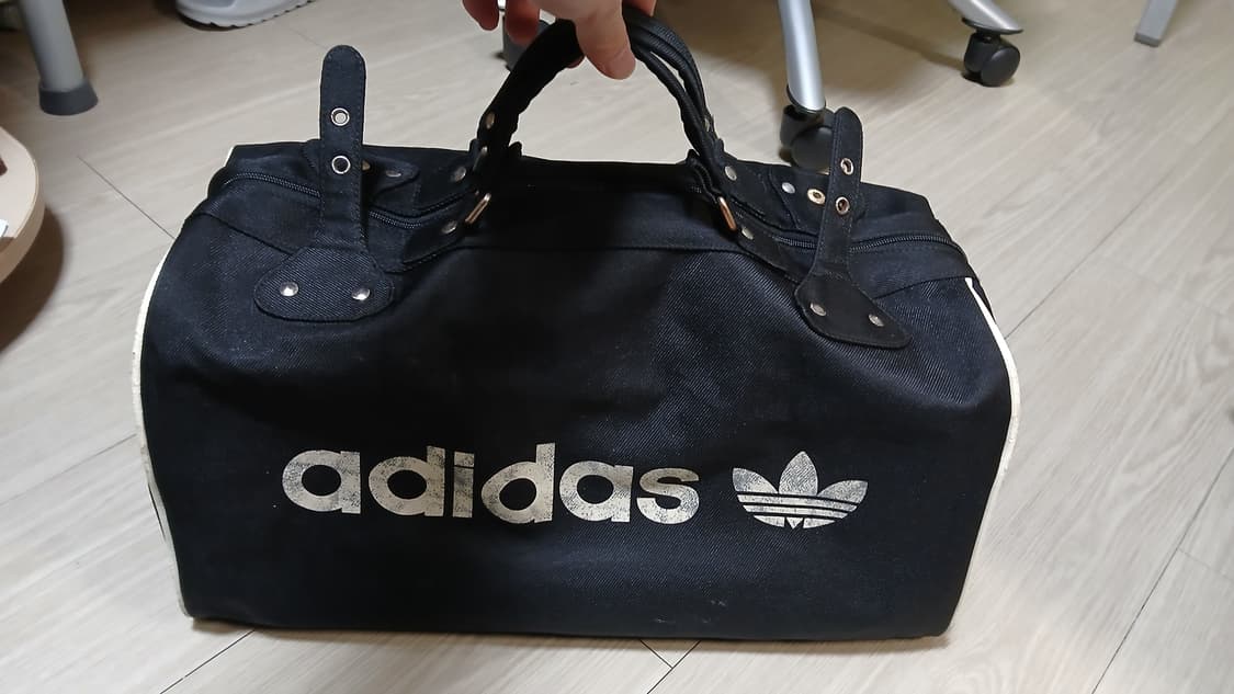 아디다스 상품이미지1