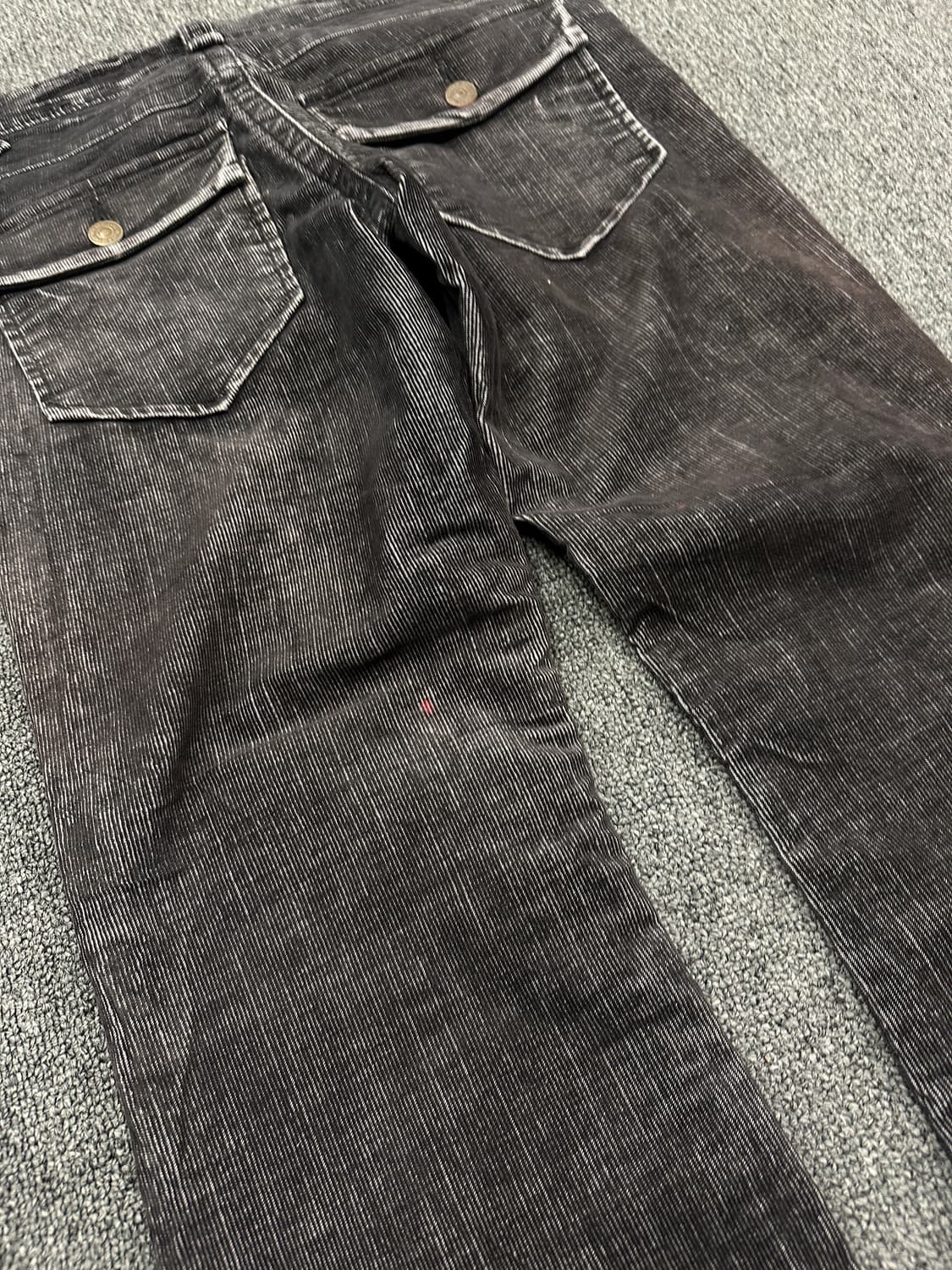 32) ikka 코듀로이 흑청 부츠컷 팬츠 상품이미지6