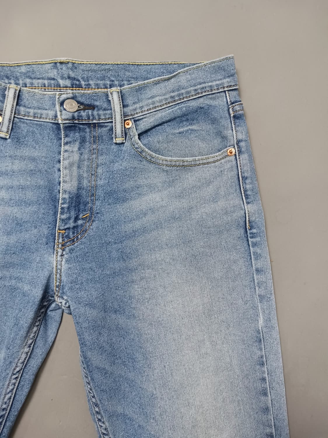 [34] 리바이스 511 연청워싱 슬림진 청바지 상품이미지4