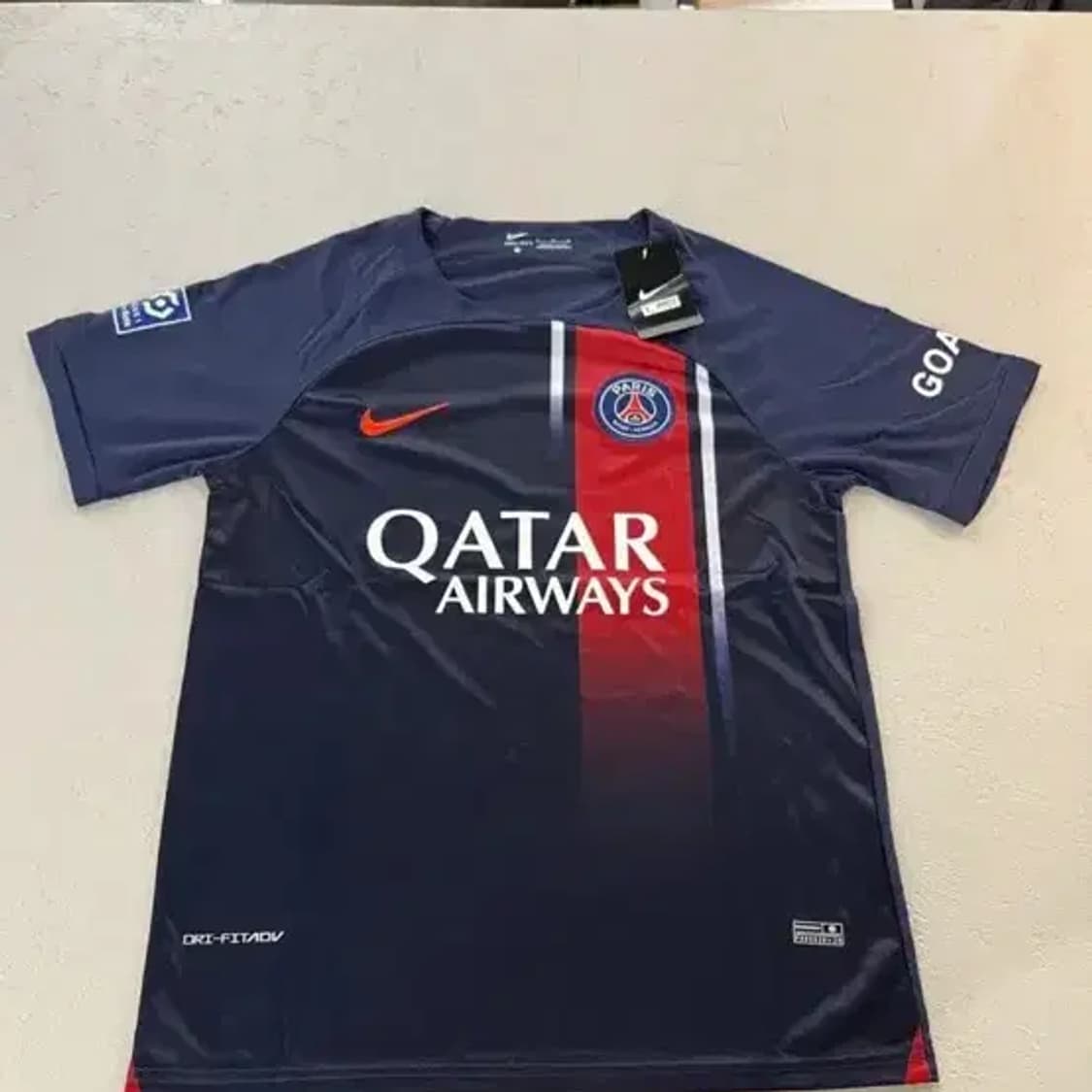나이키 PSG 23-24 홈 유니폼 L 새제품 상품이미지2
