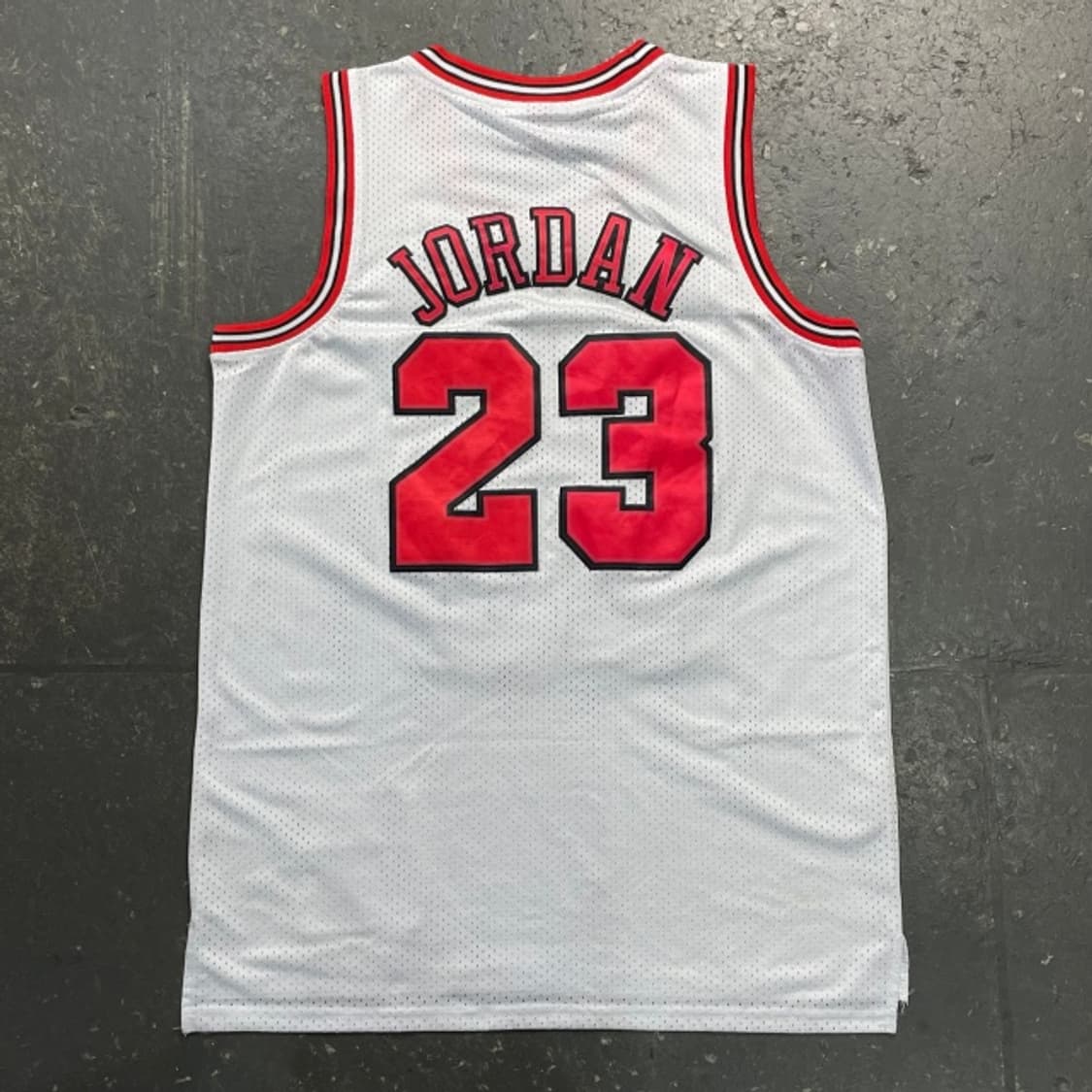 100 미첼엔네스 마이클 조던 97-98 유니폼 상품이미지5