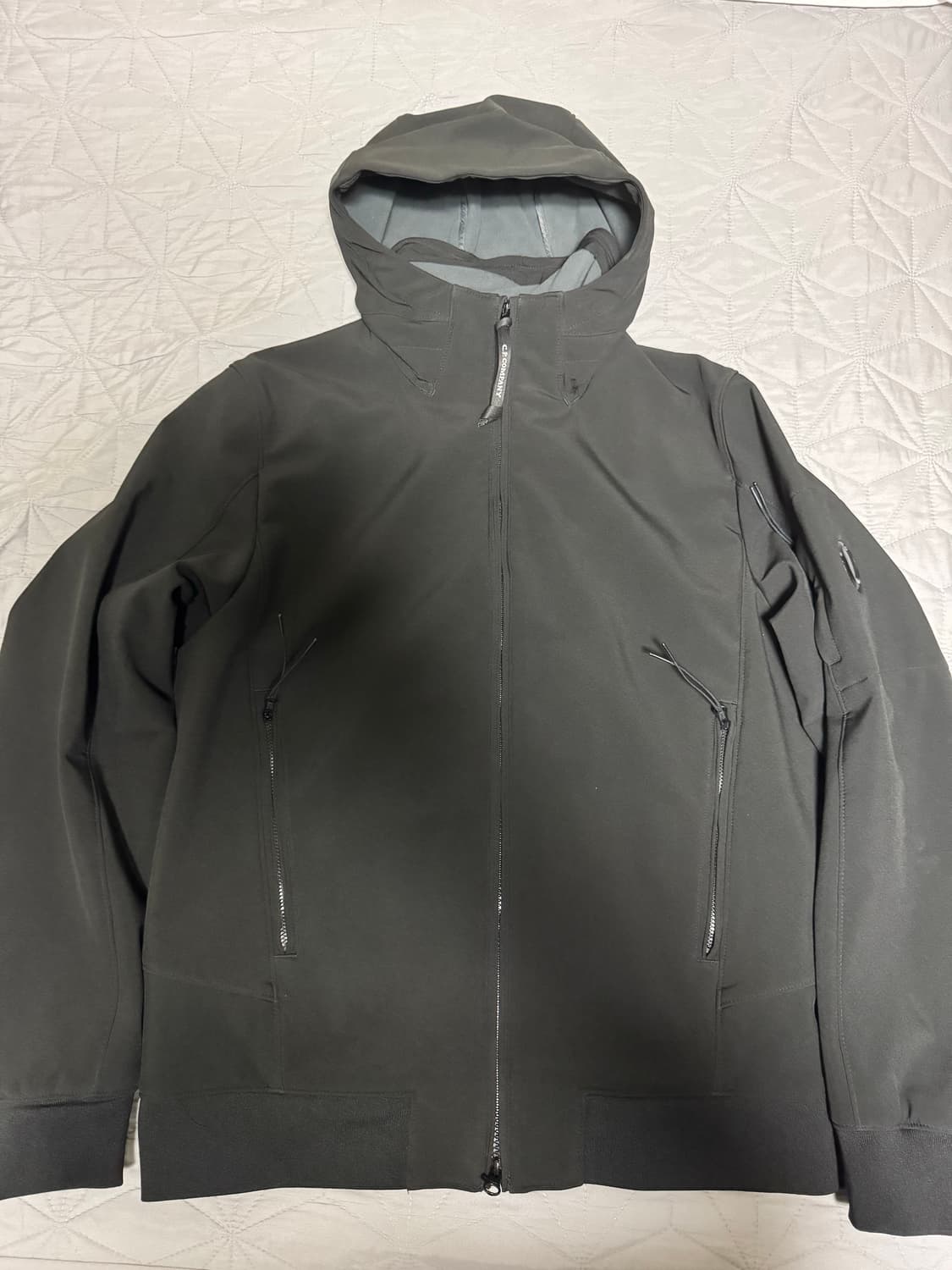 [50] CP 컴퍼니 소프트쉘 바람막이 후드 집업 자켓 스톤아일랜드 상품이미지1