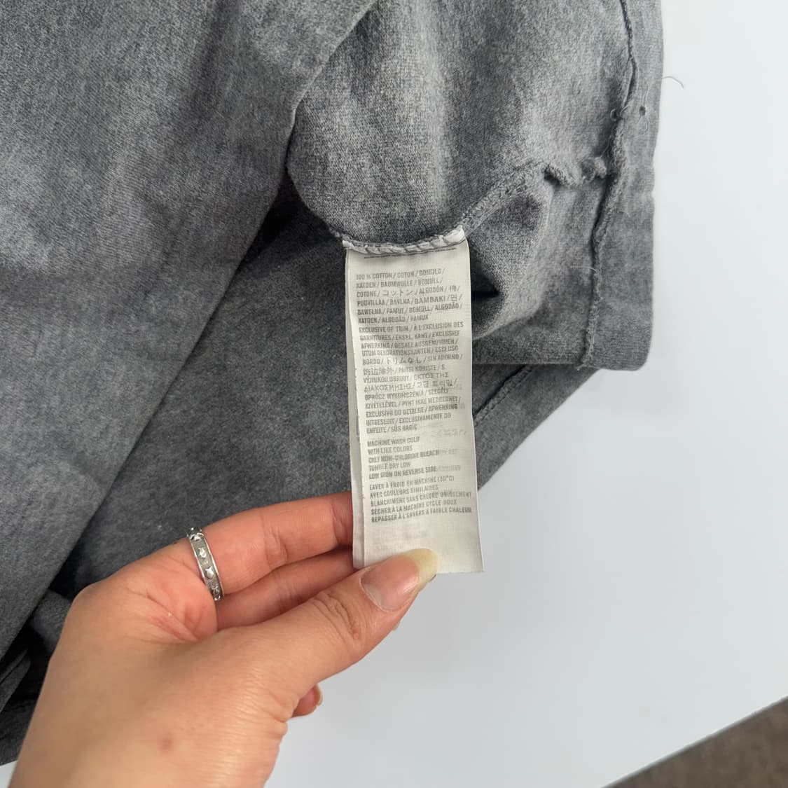Abercrombie 아베크롬비 스펠아웃 로고 그레이 반팔  상품이미지6
