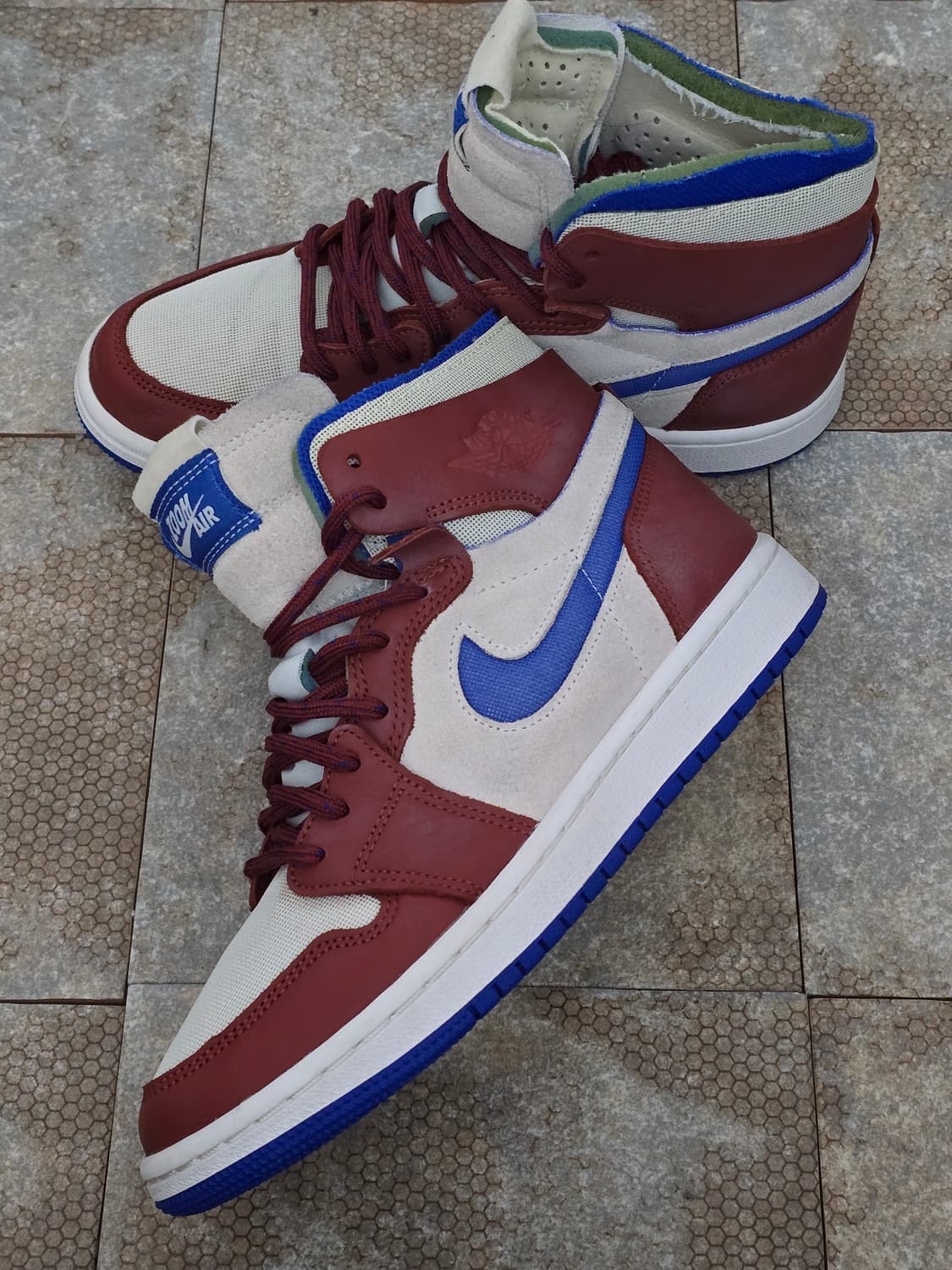 (235)나이키 조던 1 줌 에어 컴포트 팀 레드 상품이미지3