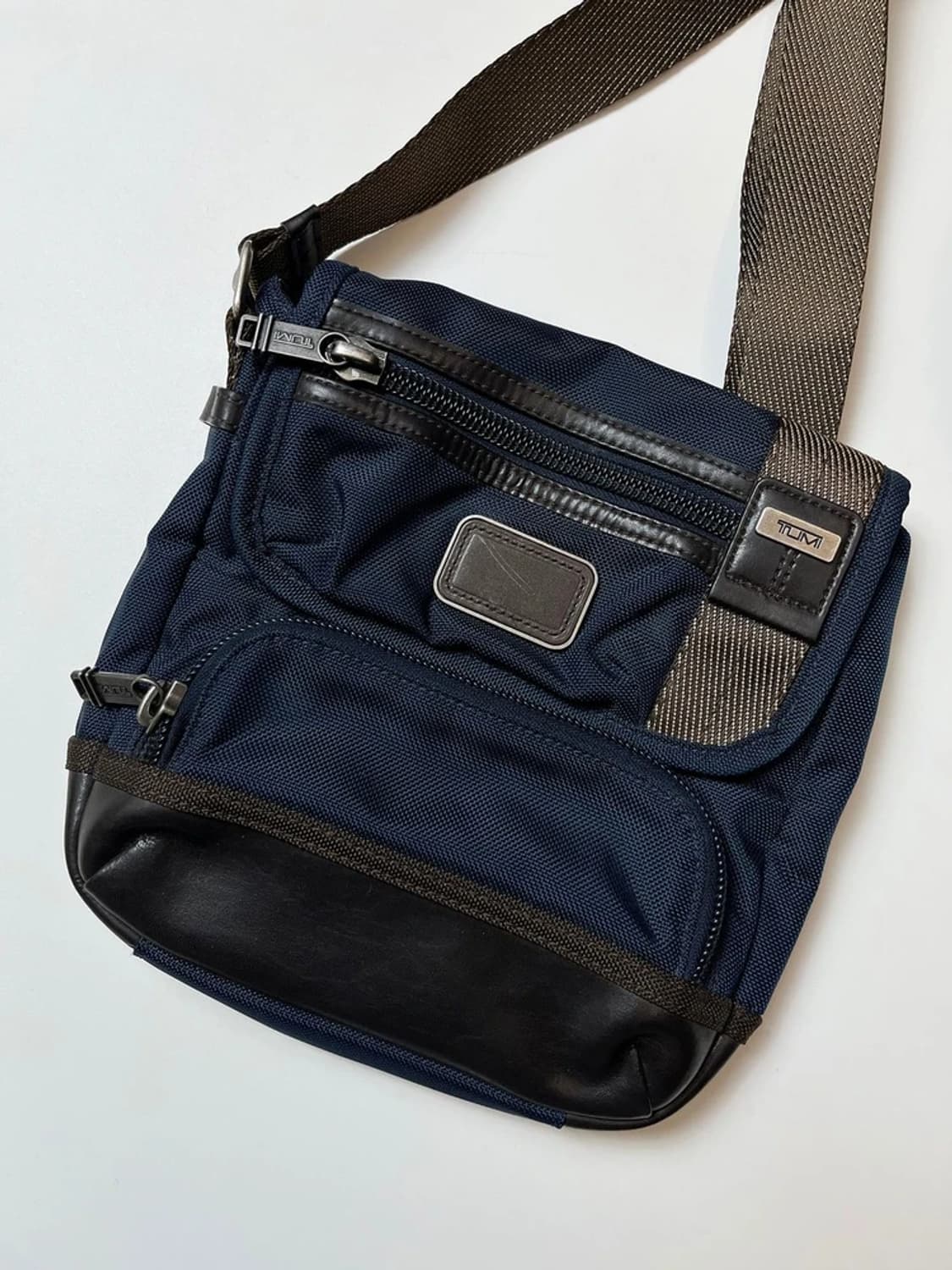 투미 알파 브라보 바스토우 크로스바디 Q1358 상품이미지2