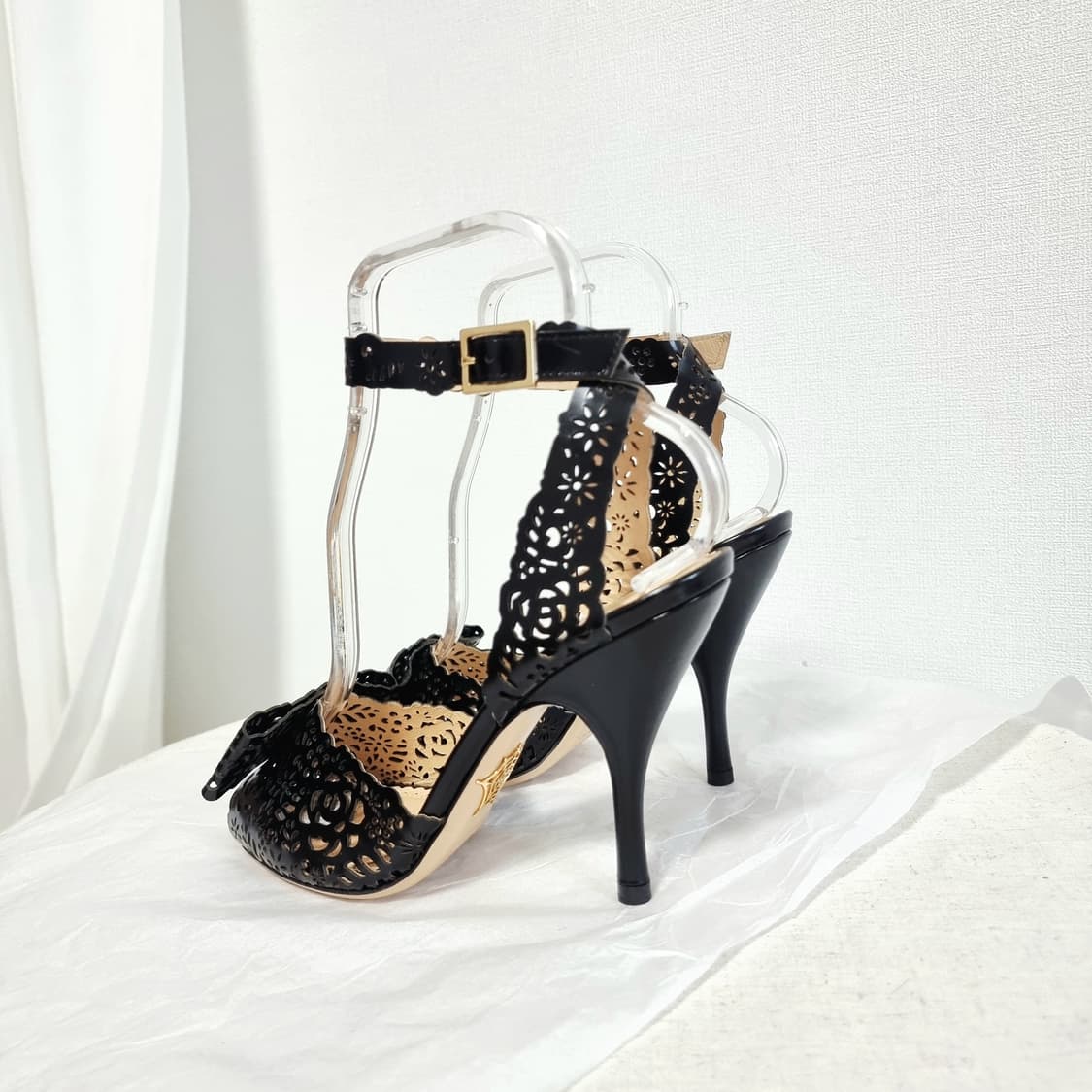 샬롯 올림피아 하이힐 오픈토힐 구두 (37/240) 상태좋음 상품이미지4