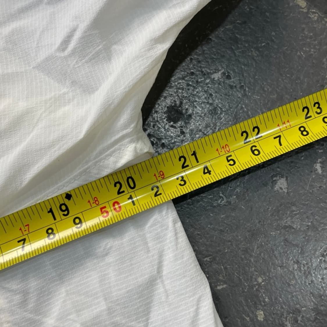 100 데상트 경량 바람막이  상품이미지5