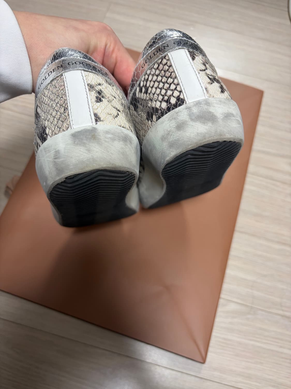 골든구스 스니커즈 상품이미지2