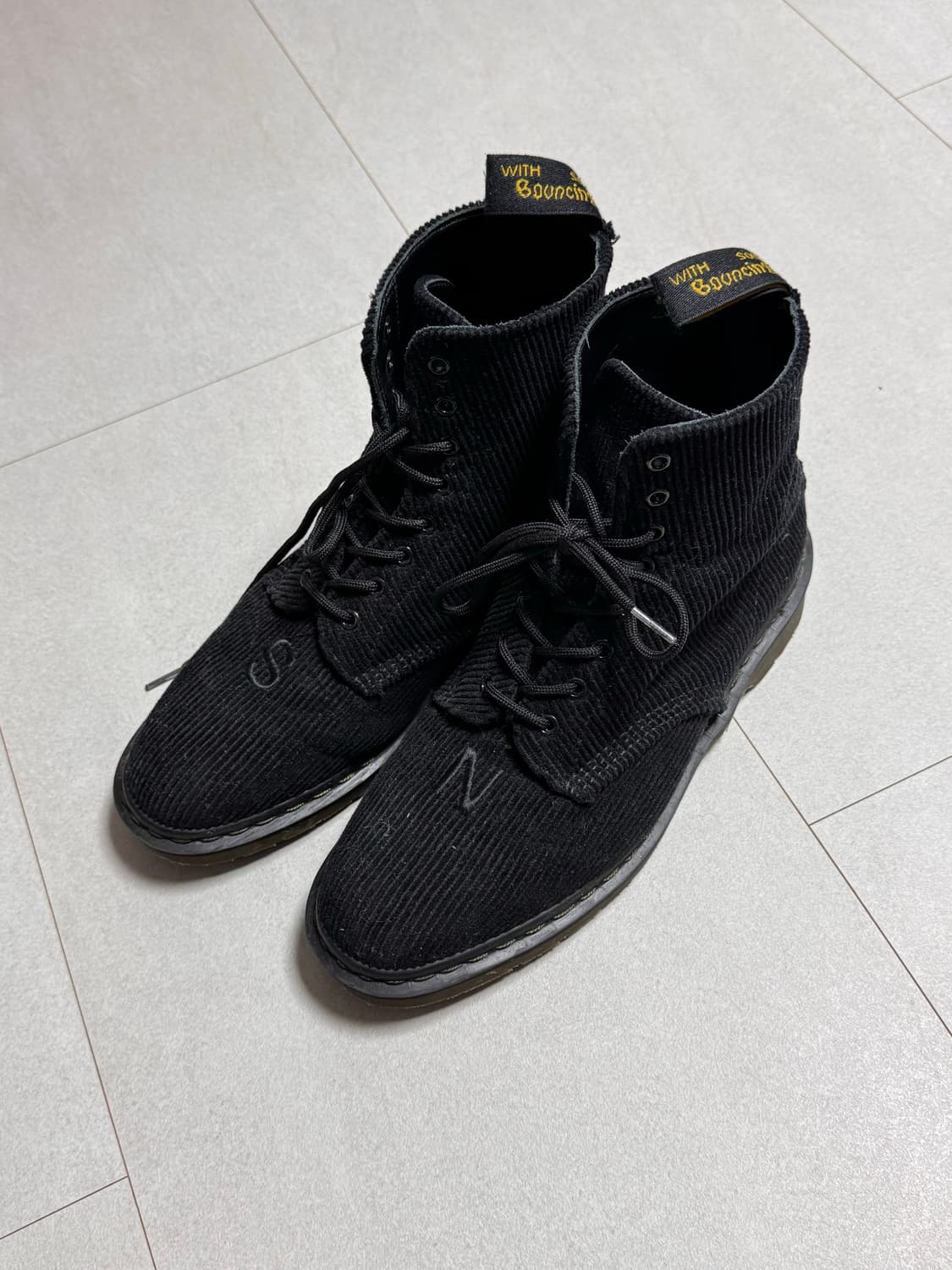 Undercover x Dr. Martens 60주년 코듀로이 1460 상품이미지1