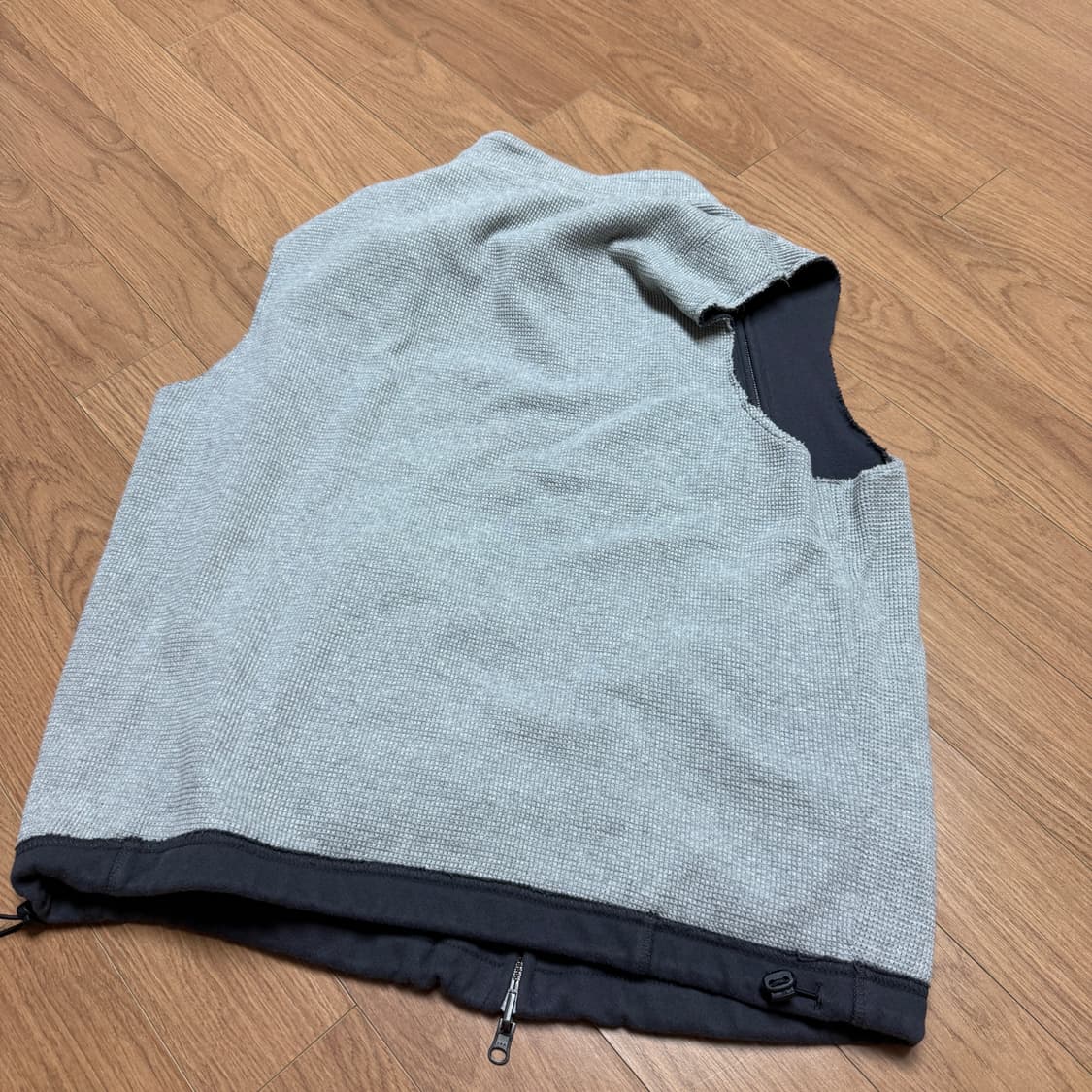 해칭룸 리버서블 베스트 네이비 색상 상품이미지5