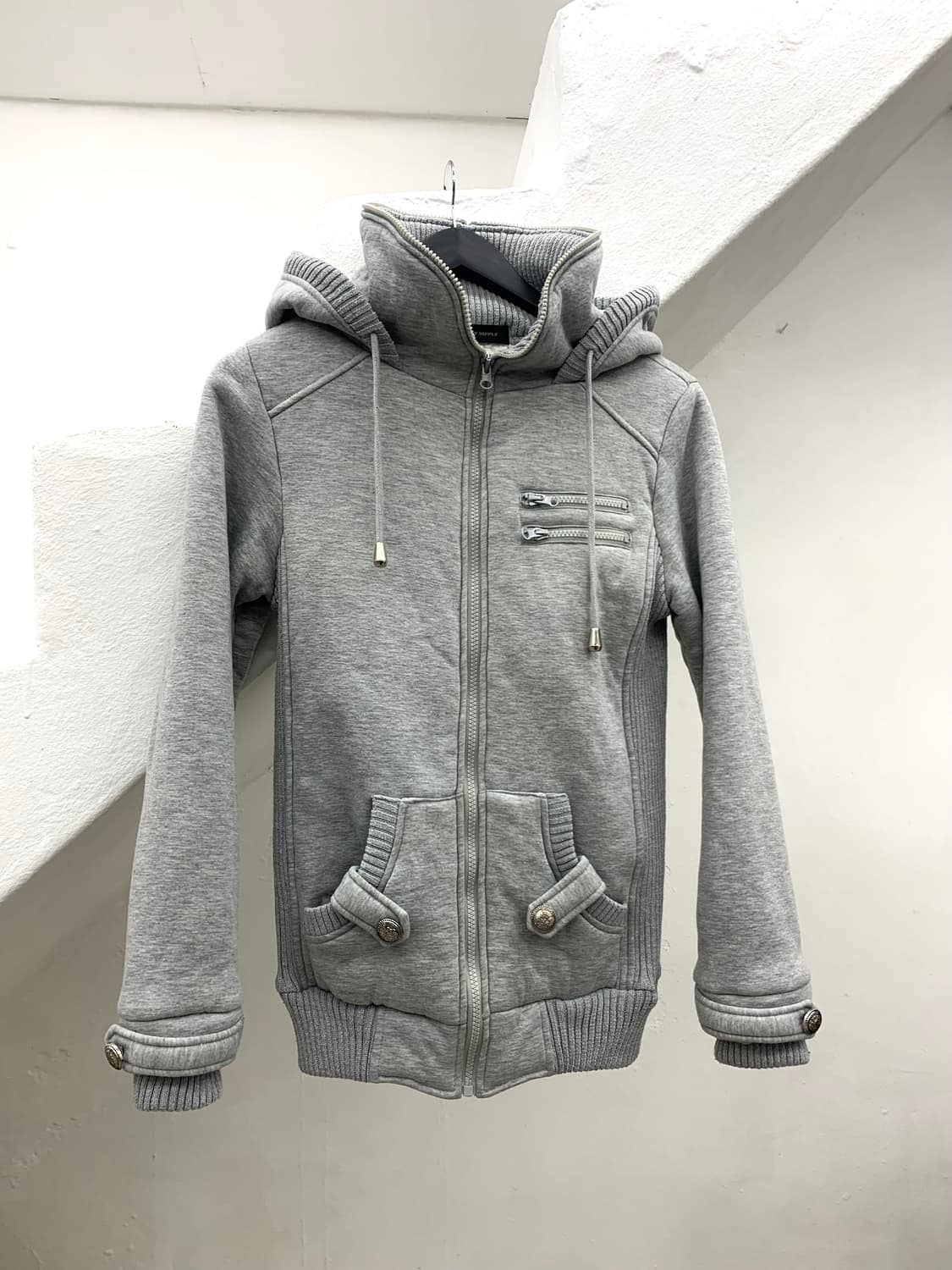 Cargo pocket detail full zip hood jacket 상품이미지1
