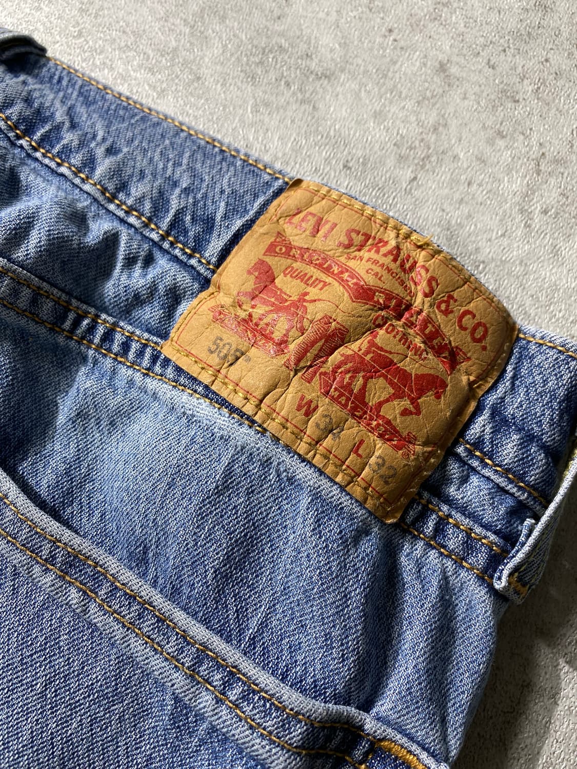 [32-33] Levi's 505 리바이스 레귤러핏 데님팬츠 상품이미지6