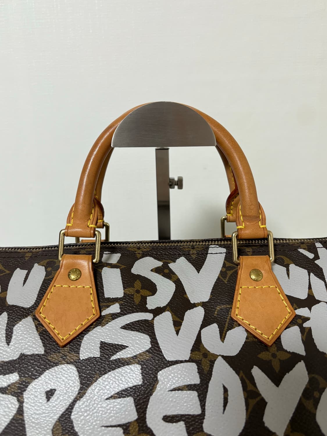 루이비통 그래피티 스피디  상품이미지8