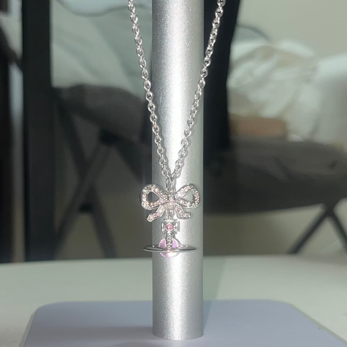 비비안웨스트우드 옥타비에 미니 목걸이 핑크 상품이미지2