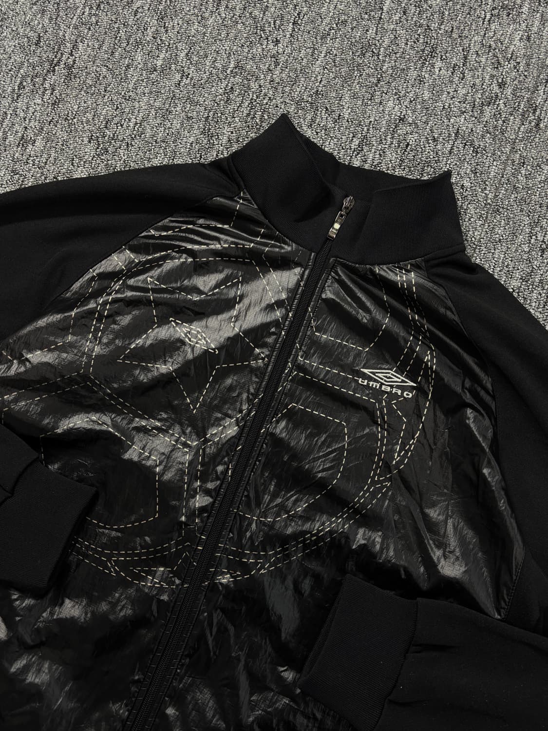 엄브로 하이브리드 집업 자켓 상품이미지4