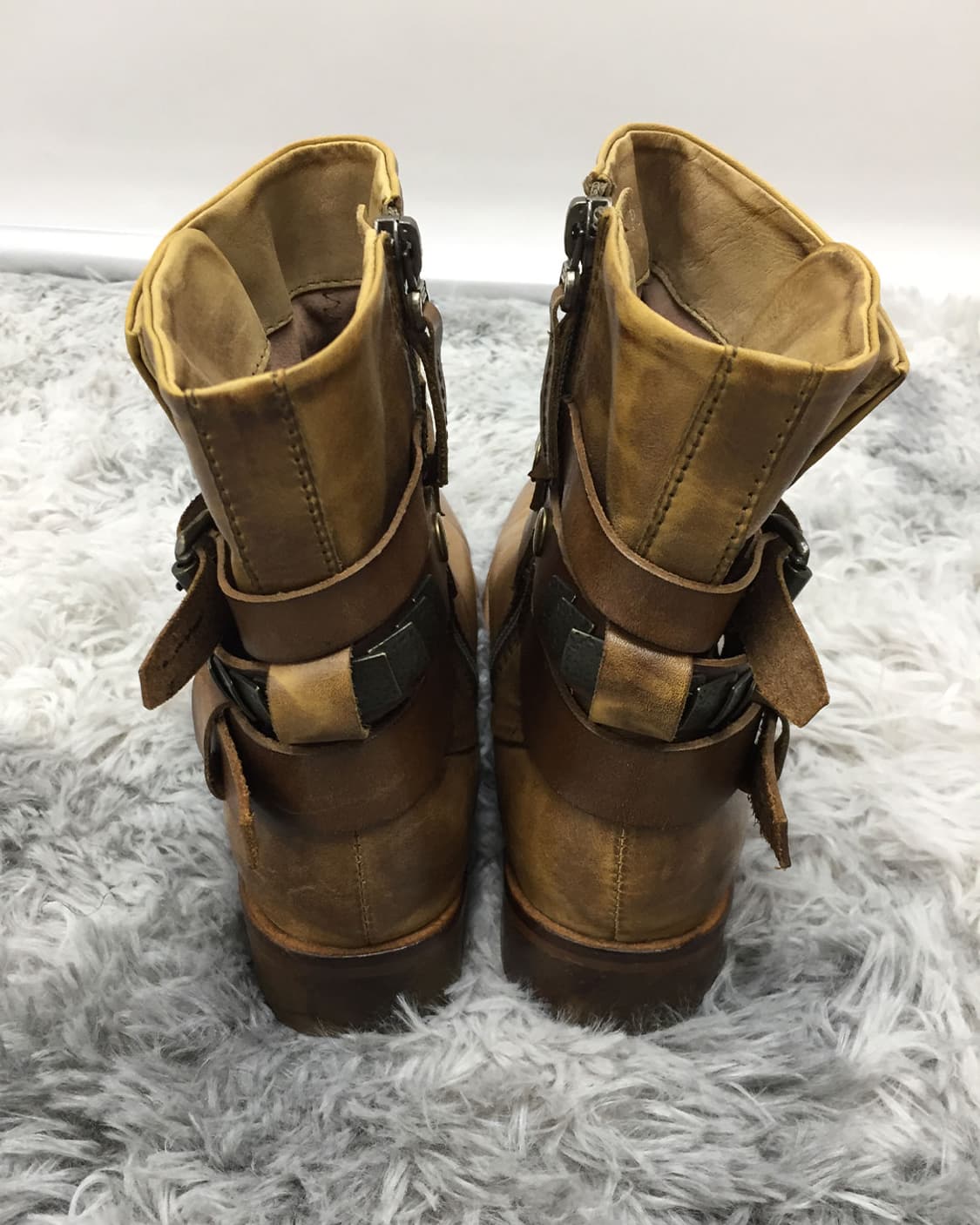Distressed Buckle Combat Ankle Boots 상품이미지6