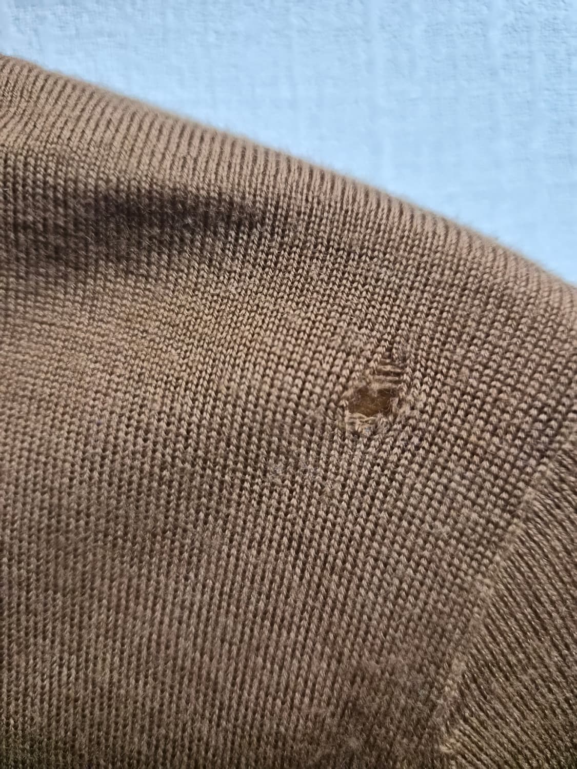 하자있음 M/95) 폴스미스 카라 니트 팝니다 상품이미지5