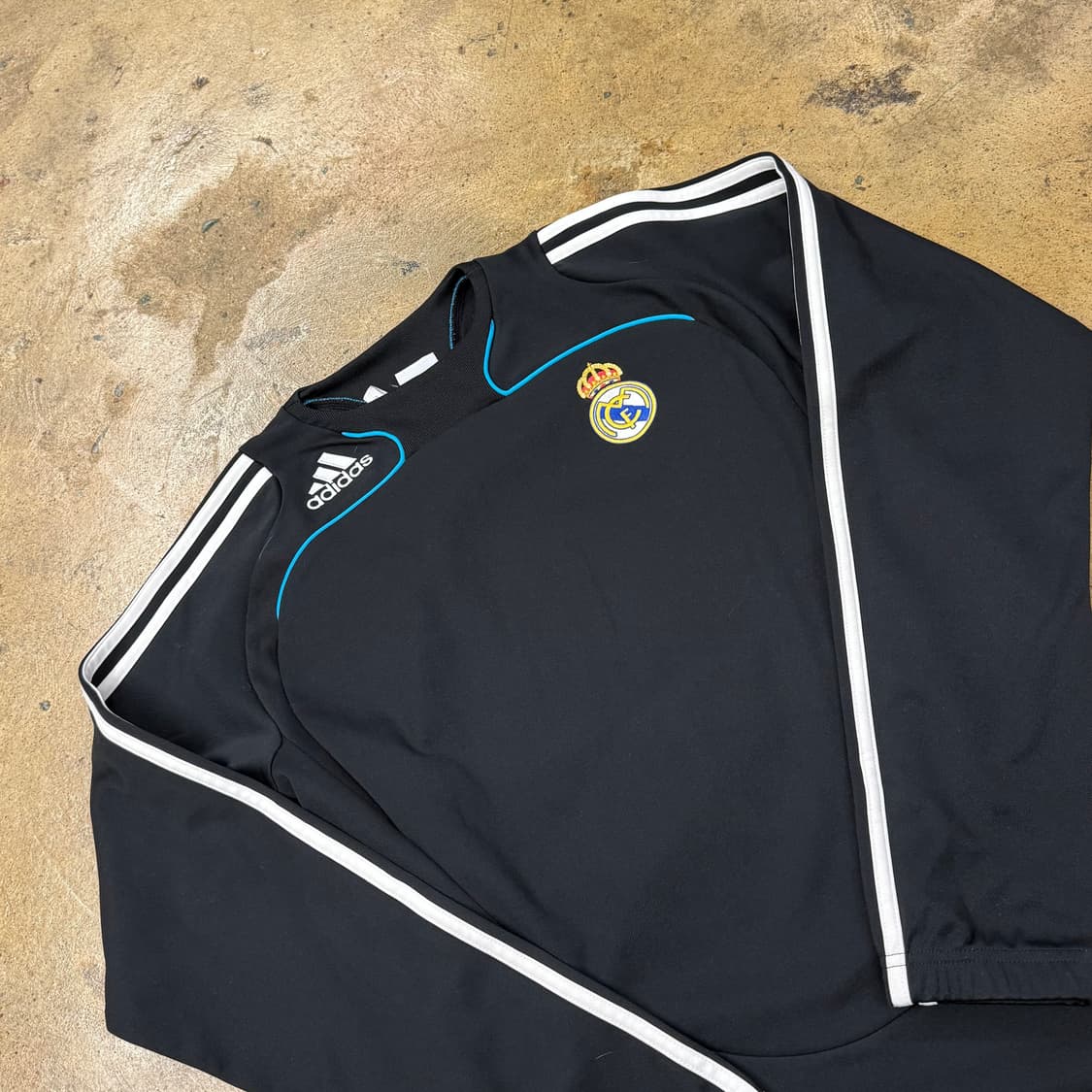 [정품/95] 아디다스 레알마드리드 블랙 트레이닝 상의 b19 상품이미지1