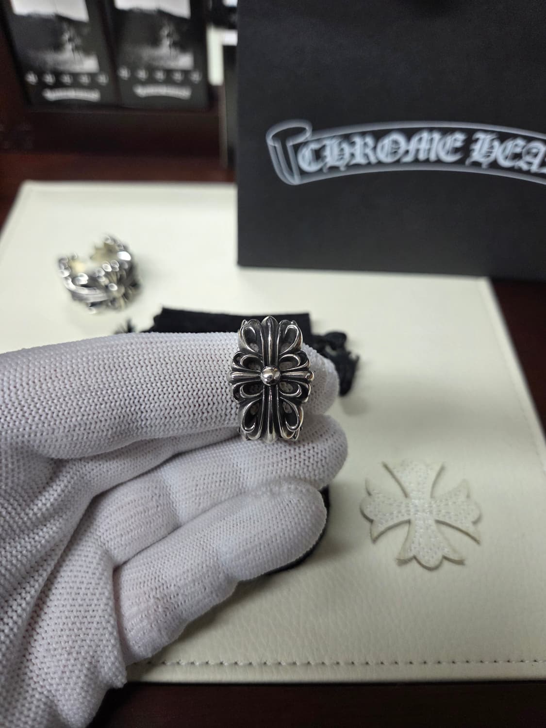 크롬하츠 더블 플로랄 링 상품이미지8