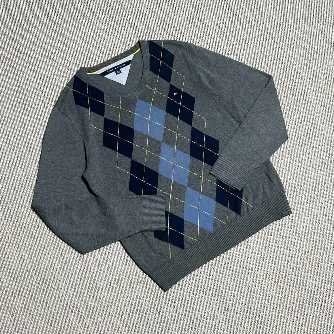 [S] Tommy 타미힐피거 아가일 패턴 브이넥 코튼 니트 상품이미지2