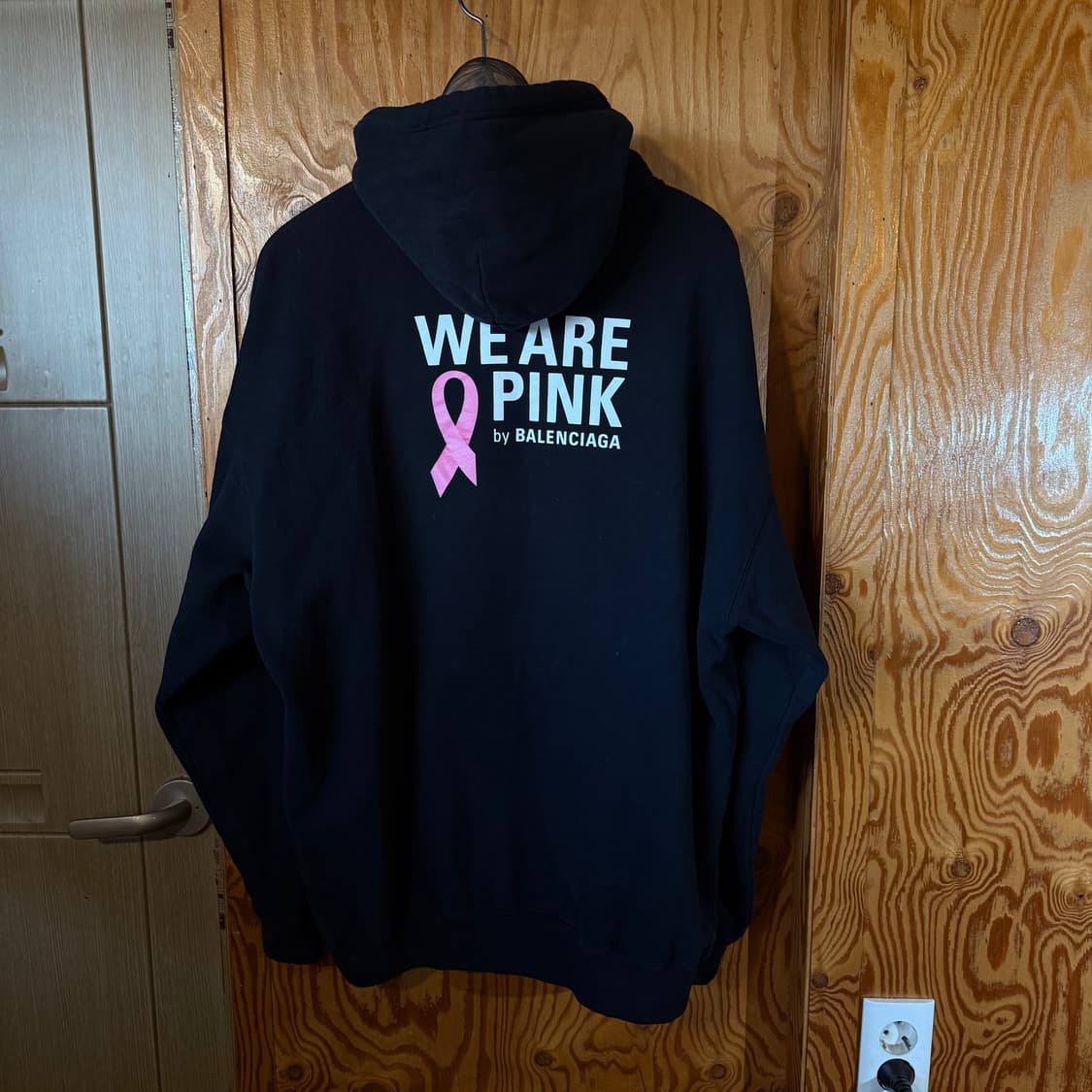 발렌시아가 We are Pink 캠페인 후드 판매 합니다. 상품이미지8
