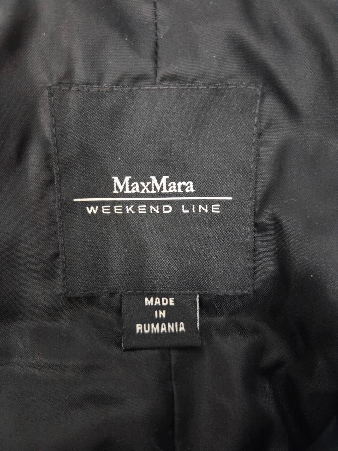 막스마라 위크엔드 블랙 숏 다운 패딩 상품이미지8