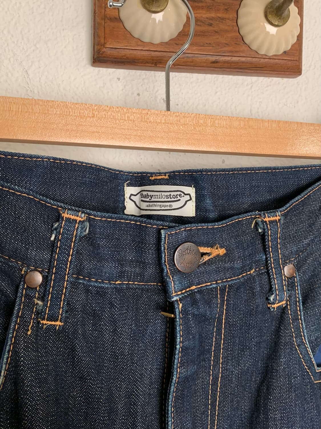 베이프 마일로 프론트 프린팅 데님 상품이미지4